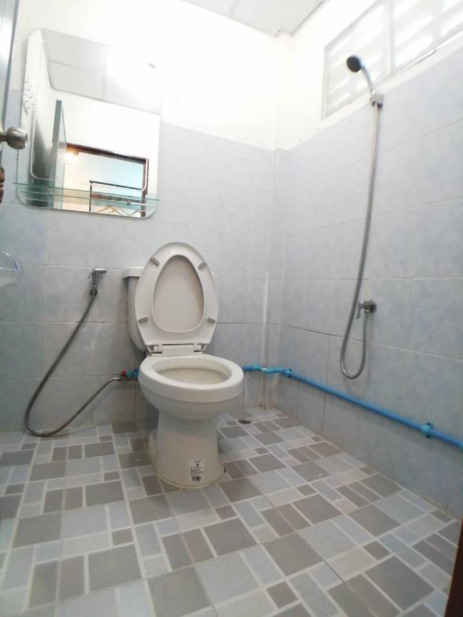 Gogoal Latkrabang Apartment Bangkok Exterior foto