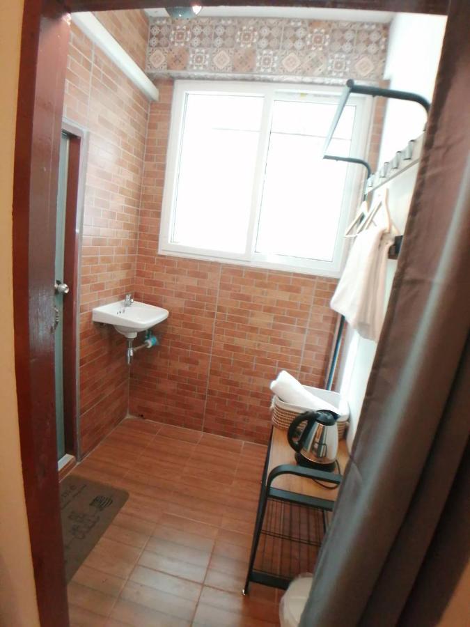 Gogoal Latkrabang Apartment Bangkok Exterior foto